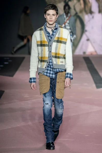 Look 4